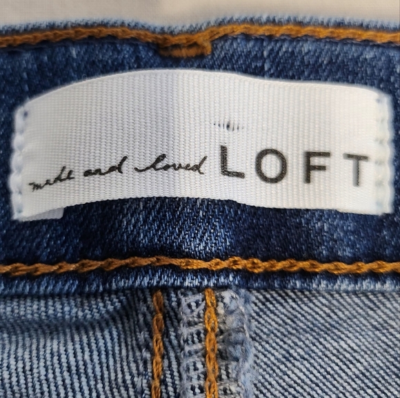 LOFT Blue Skinny Distressed Jeans Size 8 - Picture 2 of 4